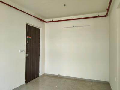Living Room Image of 605 Sq.ft 1 BHK Apartment / Flat for rent in Mahindra Happinest Kalyan, Bhiwandi Thane for Rs. 12000