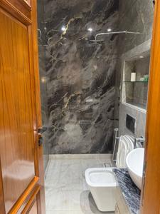 Bathroom Image of 900 Sq.ft 2 BHK Builder Floor for sale in Ramesh Nagar New Delhi for Rs. 9500000