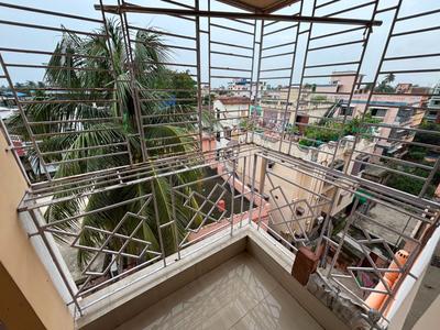 Balcony Image of 989 Sq.ft 2 BHK Apartment / Flat for rent in Parnasree Pally Kolkata for Rs. 16000