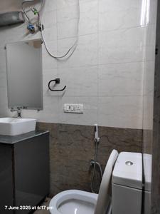 Bathroom Image of 1758 Sq.ft 3 BHK Apartment / Flat for sale in Godrej Jardinia, Sector 145 Noida for Rs. 31500000