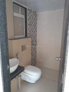 Bathroom Image of 1100 Sq.ft 2 BHK Apartment / Flat for rent in Hemani Login, Kandivali West Mumbai for Rs. 54000