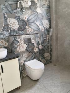 Common Bathroom Image of 1850 Sq.ft 3 BHK Builder Floor for sale in Paramount Luxury Floors Sushant Lok 3, Sector 57 Gurgaon for Rs. 27500000