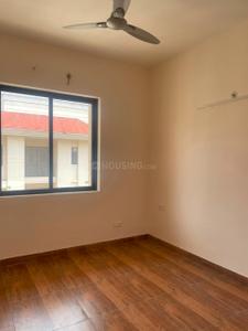 Bedroom Image of 1250 Sq.ft 3 BHK Apartment / Flat for rent in Shalimar Mannat Extension K1 To K4, Mohammadpur Chauki Lucknow for Rs. 20000