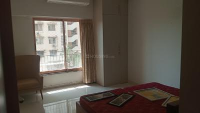 Bedroom Image of 3550 Sq.ft 4 BHK Apartment / Flat for rent in Adani Water Lily Ph 2 Towers C1 C2 C3 C4, Shantigram Ahmedabad for Rs. 130000