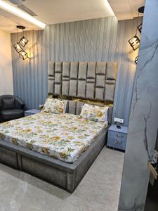 Bedroom Image of 1800 Sq.ft 4 BHK Builder Floor for sale in Model Town New Delhi for Rs. 25900000