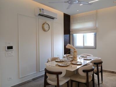 Dining Area Image of 2450 Sq.ft 3 BHK Builder Floor for sale in BPTP Amstoria , Sector 102 Gurgaon for Rs. 29500000