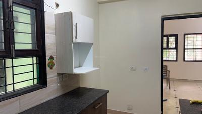 Kitchen Image of 1900 Sq.ft 3 BHK Builder Floor for rent in Sector 50 Gurgaon for Rs. 50000