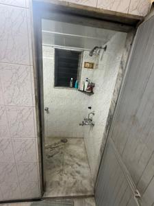 Bathroom Image of 500 Sq.ft 1 BHK Apartment / Flat for rent in Vashi Navi Mumbai for Rs. 27000