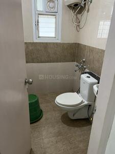 Bathroom Image of 1100 Sq.ft 3 BHK Apartment / Flat for rent in Godrej Palm Grove, Chembarambakkam Chennai for Rs. 35000