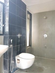 Common Bathroom Image of 1000 Sq.ft 2.5 BHK Apartment / Flat for sale in Lodha Splendora, Kasarvadavali Thane for Rs. 11000000