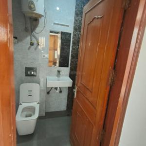 Image of 1550 Sq.ft 3 BHK Apartment / Flat for rent in Ekta Apartment, Sector 3 Dwarka, New Delhi for Rs. 40000