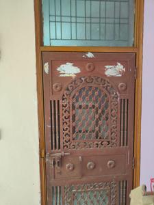 Hall Image of 450 Sq.ft 1.5 BHK Builder Floor for sale in Mayur Vihar Phase 3 New Delhi for Rs. 1750000