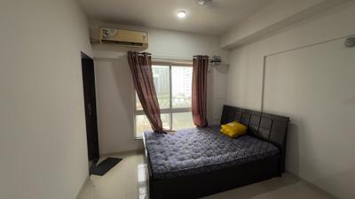 Bedroom Image of 320 Sq.ft 1 RK Apartment / Flat for rent in Gera World Of Joy S, Upper Kharadi Pune for Rs. 26000