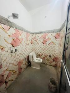 Bathroom Image of 1200 Sq.ft 3 BHK Independent House for rent in Ramnagar Rd Kashipur for Rs. 17000