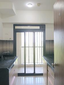 Kitchen Image of 900 Sq.ft 2 BHK Apartment / Flat for rent in Lodha Splendora, Kasarvadavali Thane for Rs. 26080