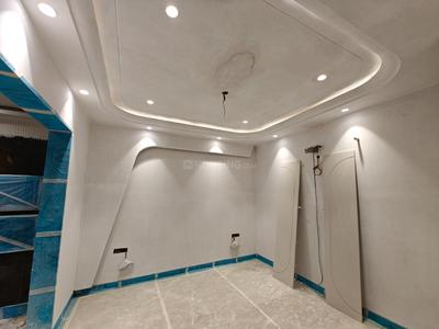 Bedroom Image of 2448 Sq.ft 4 BHK Builder Floor for sale in Model Town New Delhi for Rs. 50000000