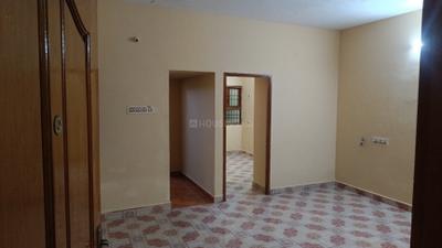 Living Room Image of 800 Sq.ft 2 BHK Independent House for rent in Manapakkam Chennai for Rs. 17000