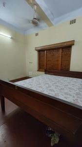 Bedroom Image of 2 Rooms available in Beliaghata, Kolkata