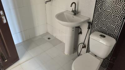 Image of 1360 Sq.ft 3 BHK Apartment / Flat for sale in Paramount Floraville, Sector 137, Noida for Rs. 16000000