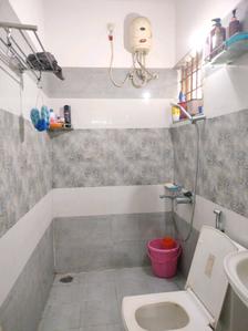 Common Bathroom Image of 1650 Sq.ft 4 BHK Villa for rent in Bluejay Nine Forum, Vittasandra Bengaluru for Rs. 42000