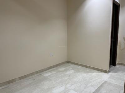 Bedroom Image of 1200 Sq.ft 2 BHK Builder Floor for rent in Sector 14 Faridabad for Rs. 18000