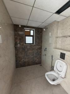 Bathroom Image of 1500 Sq.ft 3 BHK Apartment / Flat for rent in Rama Sky Life, Tifra Bilaspur for Rs. 24000
