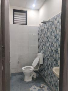 Common Bathroom Image of 800 Sq.ft 2 BHK Apartment / Flat for sale in CI Golf City, Kambakshpur Noida for Rs. 3058000