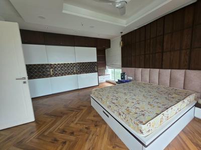 Bedroom Image of 2600 Sq.ft 4 BHK Apartment / Flat for sale in Saarrthi Signature Tower, Shivaji Nagar Pune for Rs. 55000000