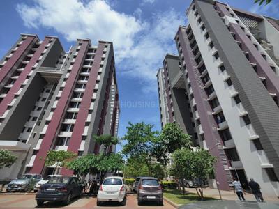 Image of 1200 Sq.ft 2 BHK Apartment / Flat for rent in Malpani Saffron, Pathardi Phata, Nashik for Rs. 16000