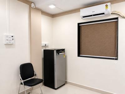 Hall Image of 174 Sq.ft 1 RK Apartment / Flat for sale in Gulmohar Co Op Hsg Society, Dadar West Mumbai for Rs. 8500000