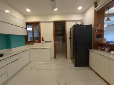 Kitchen Image of 3825 Sq.ft 4 BHK Apartment / Flat for sale in Science City Ahmedabad for Rs. 35100000