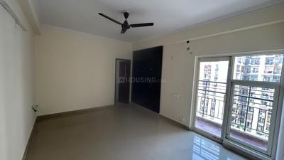 Bedroom Image of 1350 Sq.ft 3 BHK Apartment / Flat for sale in Aims Gh 11 75 Phase 1 Golf City, Sector 75 Noida for Rs. 15800000