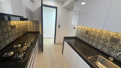 Kitchen Image of 1500 Sq.ft 3 BHK Apartment / Flat for rent in Lodha Adrina, Lower Parel Mumbai for Rs. 341000