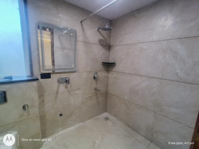 Bathroom Image of 2700 Sq.ft 4 BHK Builder Floor for rent in Pitampura New Delhi for Rs. 125000
