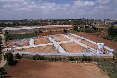 Image of 1200 Sq.ft Residential Plot / Land for sale in Old Rayakottah Hudco, Hosur for Rs. 5400000