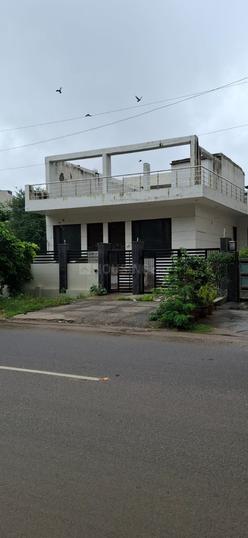 Sector 25, DLF Phase 2 Main Image 1