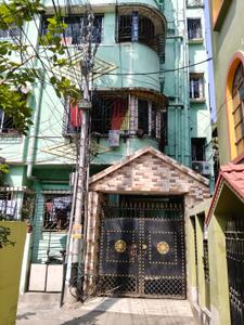 Image of 550 Sq.ft 1.5 BHK Apartment / Flat for rent in Airport Gate no. 1, Kolkata for Rs. 8000