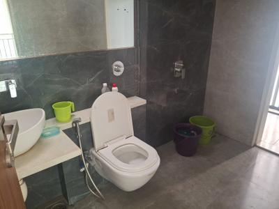 Image of 1100 Sq.ft 3 BHK Apartment / Flat for sale in Dadar East, Mumbai for Rs. 54500000