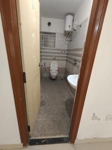Bathroom Image of 1200 Sq.ft 2 BHK Apartment / Flat for rent in C K B Mansion, Marathahalli Bengaluru for Rs. 30400