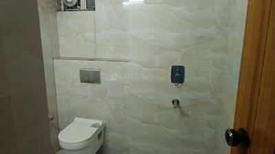 Bathroom Image of 2200 Sq.ft 4 BHK Apartment / Flat for sale in DDA Akshardham Apartments, Sector 19 Dwarka New Delhi for Rs. 20000000