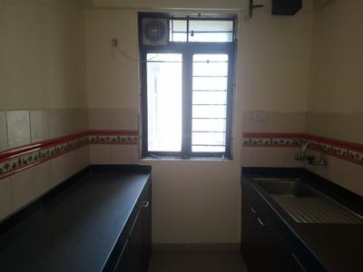 Kitchen Image of 975 Sq.ft 2 BHK Apartment / Flat for sale in Lodha Paradise, Thane West Thane for Rs. 15000000