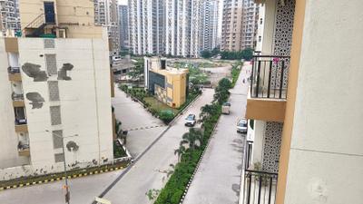 Balcony Image of 1185 Sq.ft 3 BHK Apartment / Flat for rent in Amrapali Centurian Park, Noida Extension Greater Noida for Rs. 23000