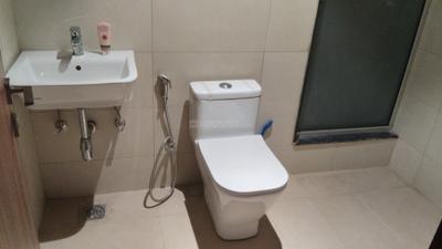 Image of 850 Sq.ft 1.5 BHK Studio for rent in Godrej Golf Links Villas, Jaypee Greens, Greater Noida for Rs. 40000