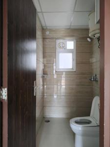 Common Bathroom Image of 1560 Sq.ft 3 BHK Apartment / Flat for sale in ACE Divino, Noida Extension Greater Noida for Rs. 17500000