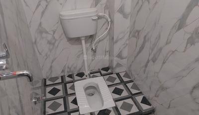 Bathroom Image of 900 Sq.ft 2 BHK Independent House for rent in Lamhi Varanasi for Rs. 14000