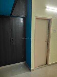 Bedroom Image of 650 Sq.ft 2 BHK Apartment / Flat for rent in Kolathur Chennai for Rs. 20000