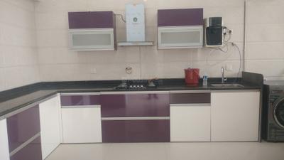 Kitchen Image of 3400 Sq.ft 4.5 BHK Apartment / Flat for rent in Kundan Emirus, Baner Pune for Rs. 180000