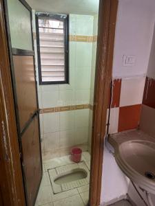 Bathroom Image of 810 Sq.ft 2 BHK Apartment / Flat for rent in Jagtap Nagar Nashik for Rs. 15000