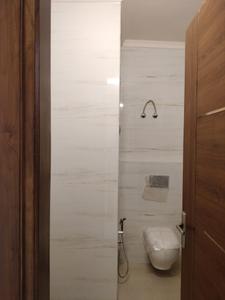 Common Bathroom Image of 1620 Sq.ft 3 BHK Builder Floor for sale in BPTP District 3, Sector 85 Faridabad for Rs. 18000000