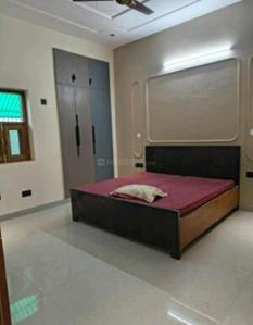 Bedroom Image of 2152 Sq.ft 3.5 BHK Builder Floor for rent in Sector 46 Noida for Rs. 50000